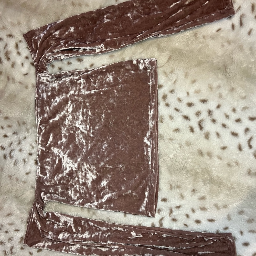 Kendall and Kylie top